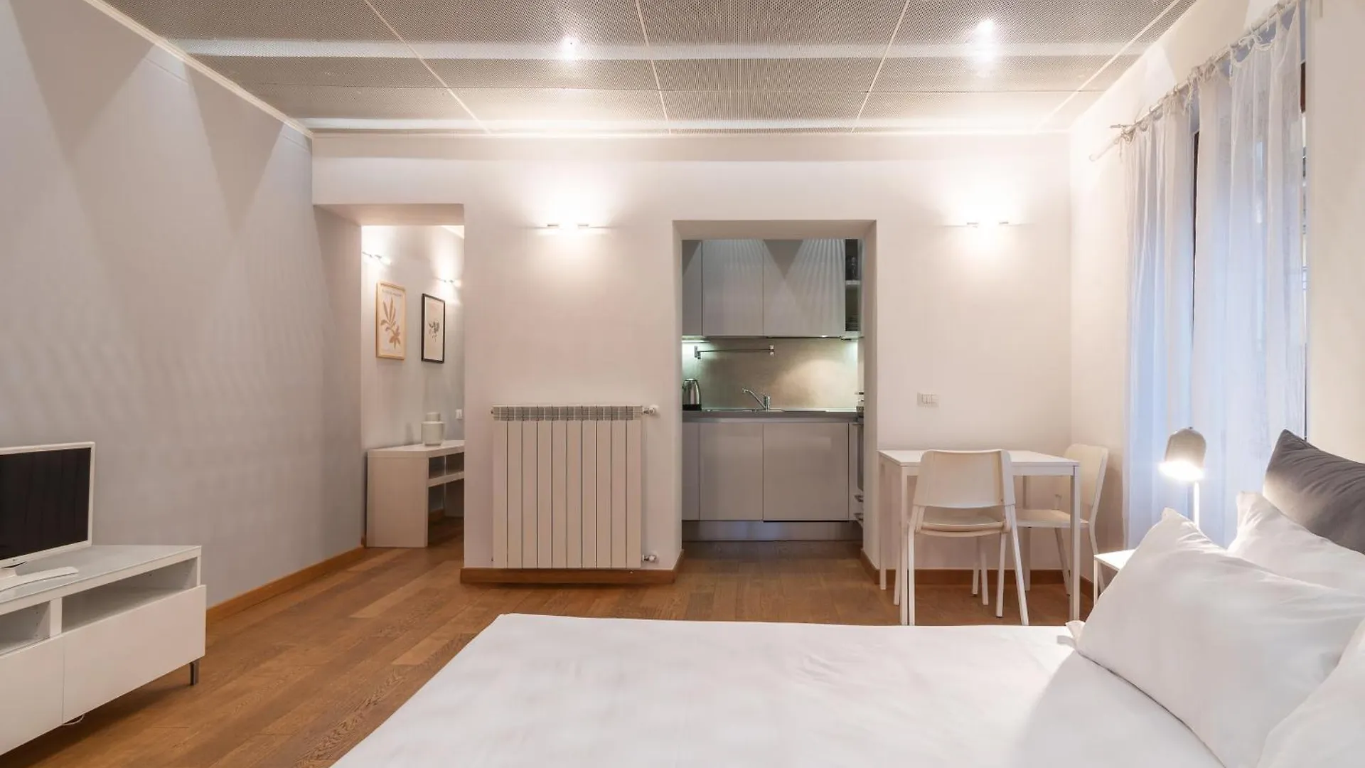 Easyhomes - Spiga Suite Milan 0*,  Italy